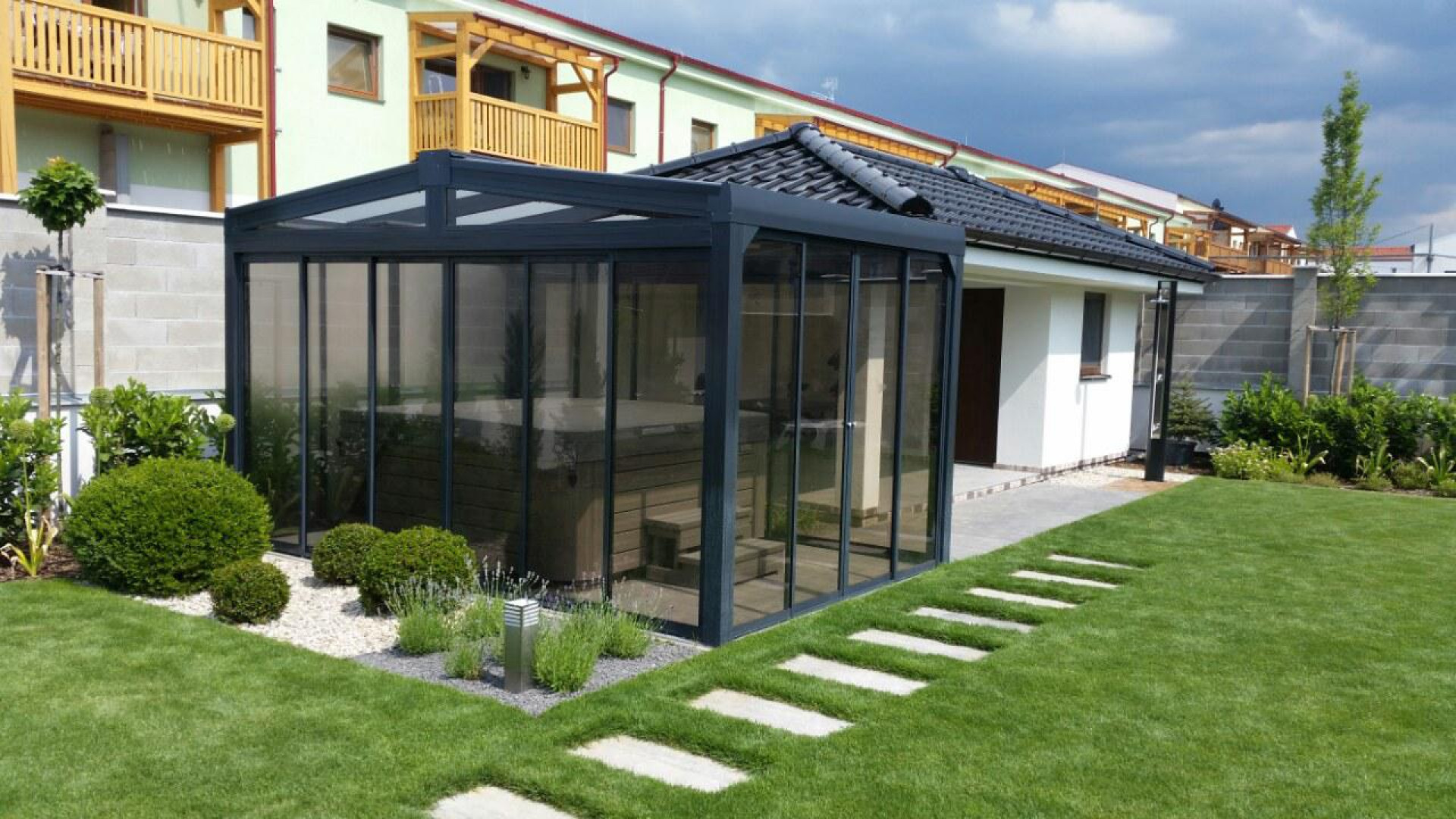Zastřešení vířivky z kvalitních materiálů
