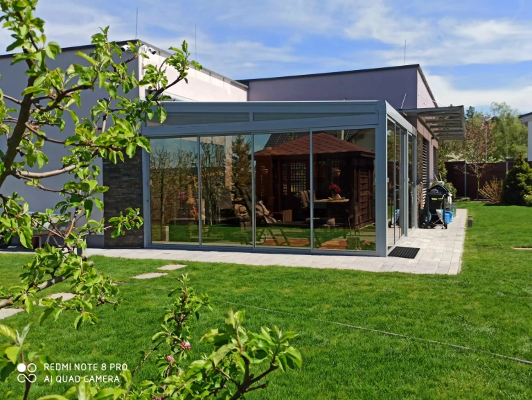 Hliníková pergola ROBUST + zasklení STANDARD - Blansko