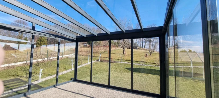Hliníková pergola ROBUST + zasklení STANDARD - Hošťalovice
